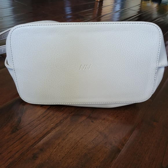 Matt and Nat Fleury vegan leather bag and matching bifold wallet - Picture 9 of 13